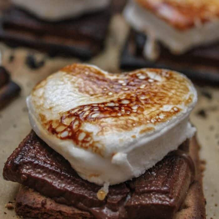 Gooey-Valentines-Day-Baked-Smores-Full-1-848x1024