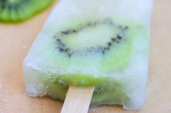 Boozy Kiwi Margarita Popsicle