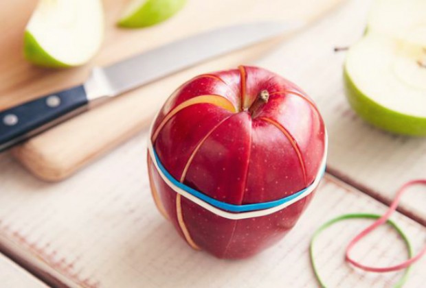 sliced apple lunch hack