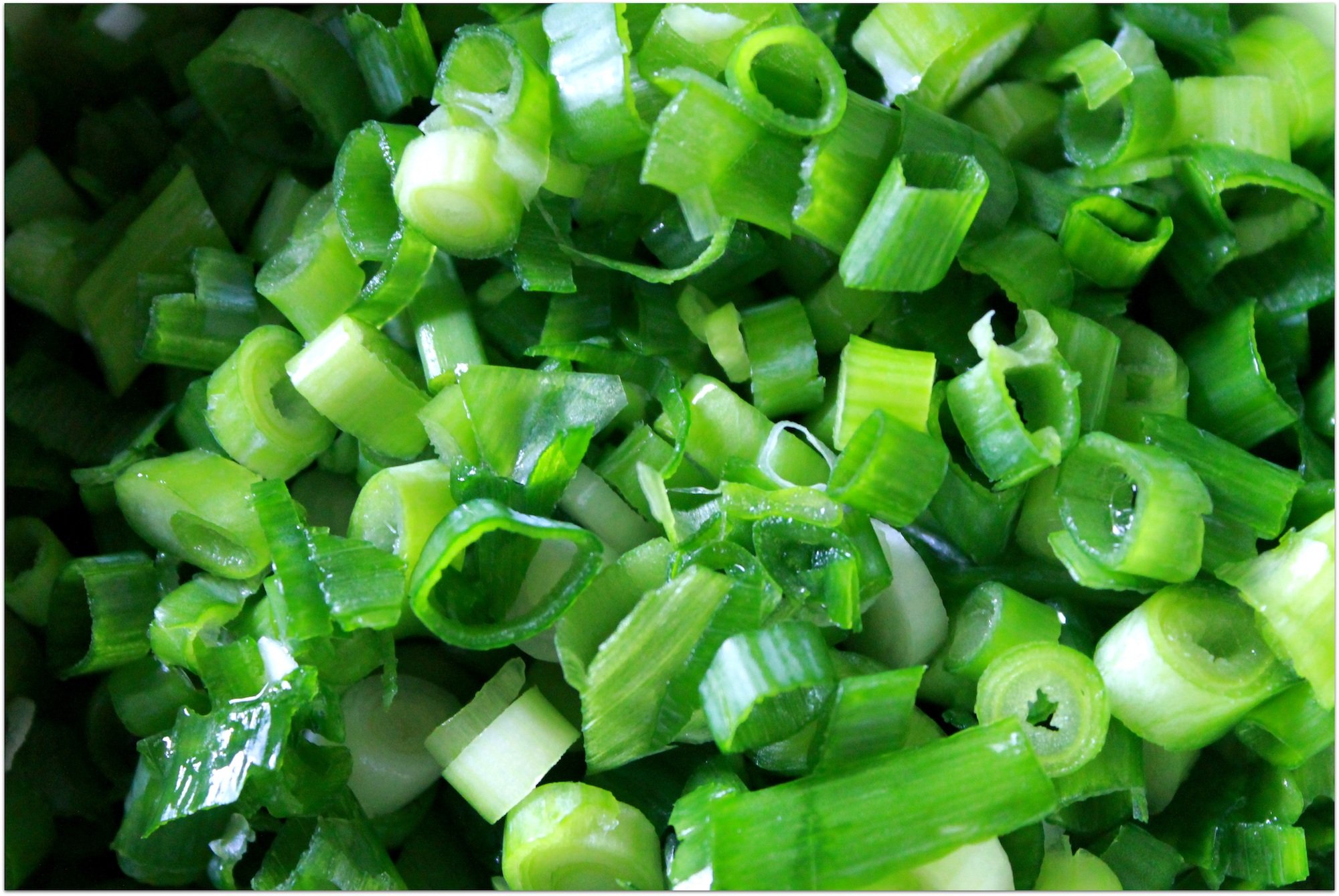 How to Chop Scallions Green Onions