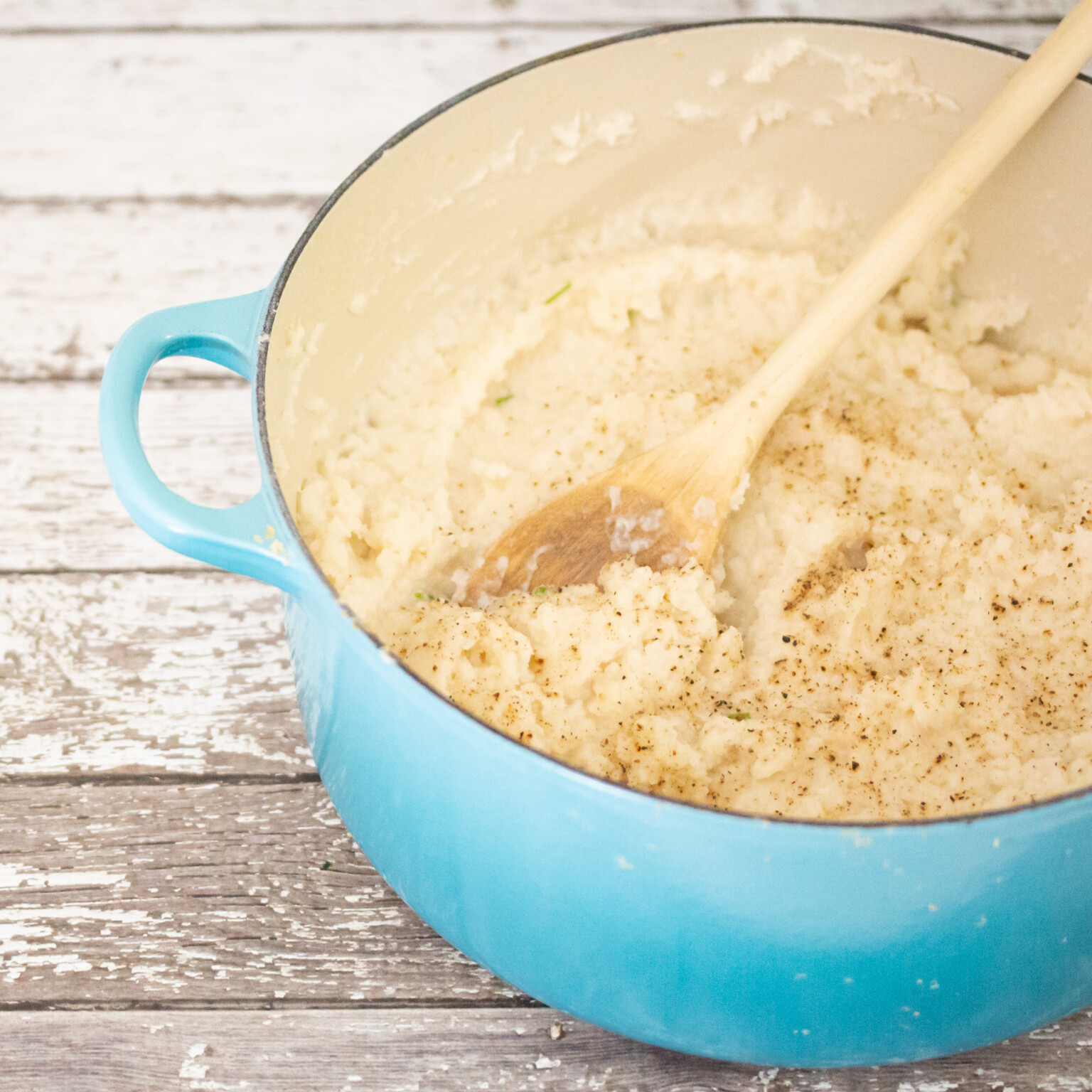 Easy Cauliflower Mashed Potatoes (No Food Processor)