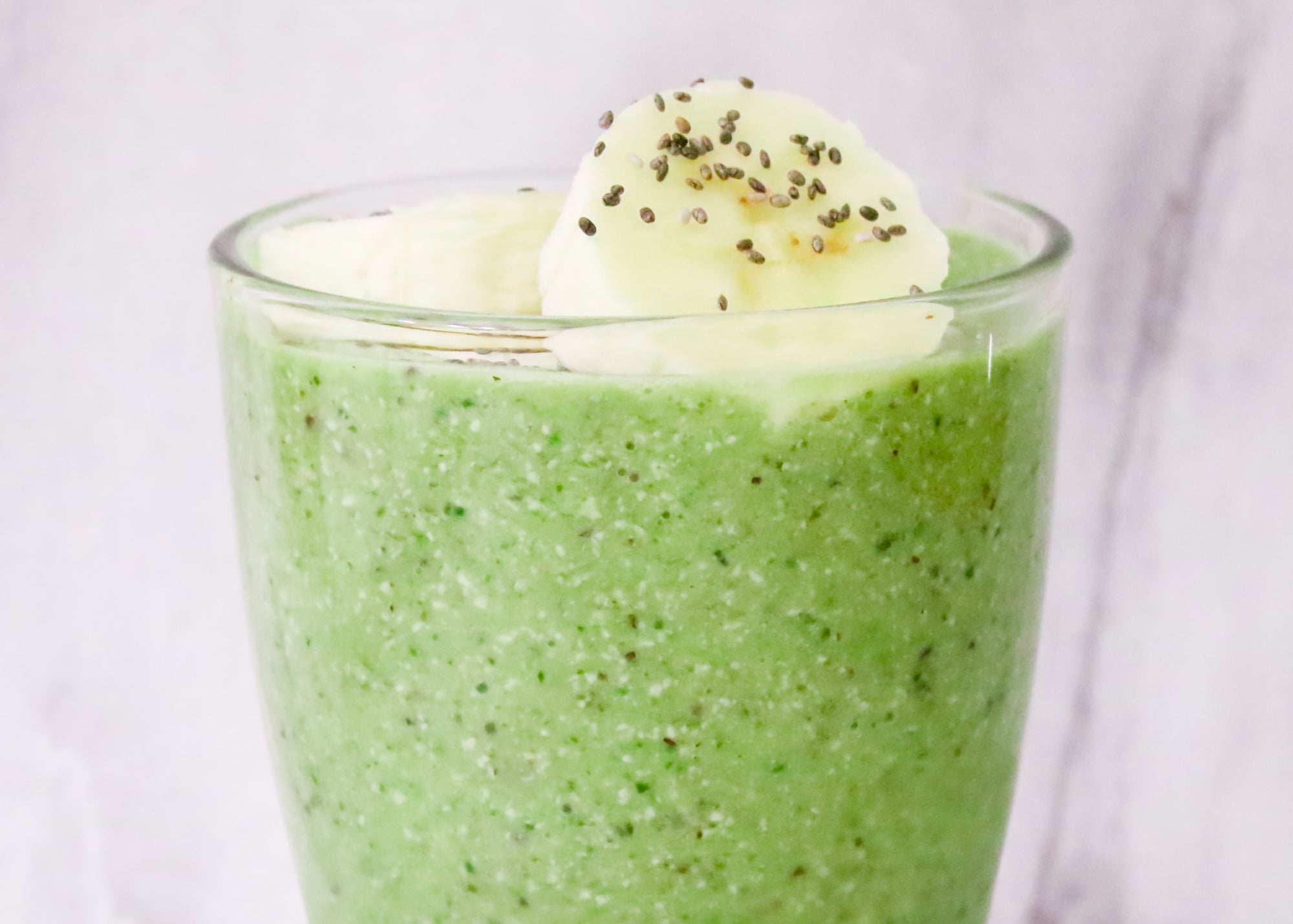 Spinach Mango Smoothie with Quinoa, Hemp Hearts