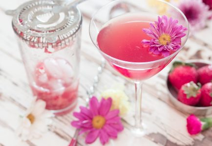 Strawberry Jasmine Wine Cocktail 1