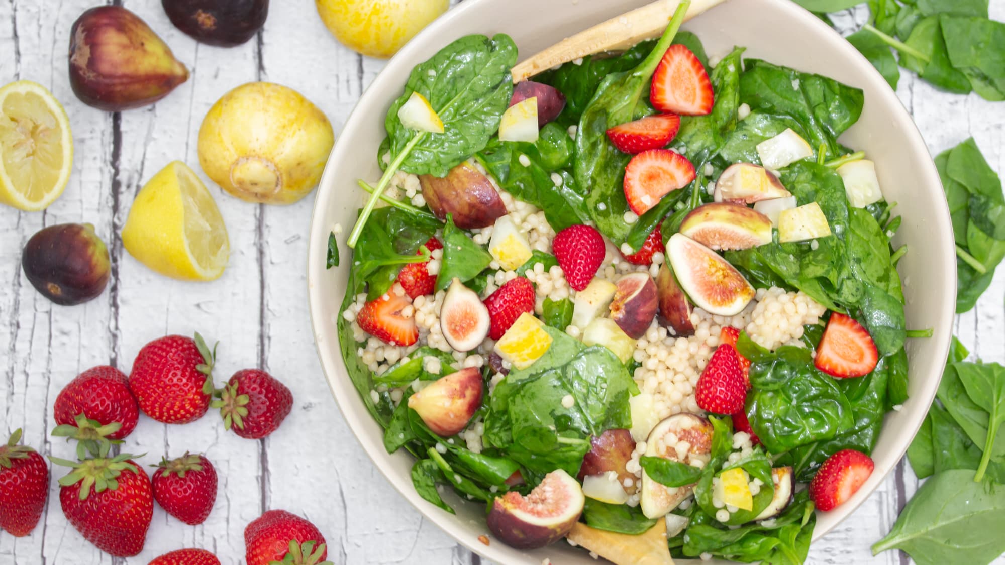 Fig, Strawberry & Spinach Salad Recipe YT