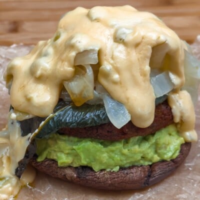 Avocado & Cheddar Cheese Sauce Burger Square