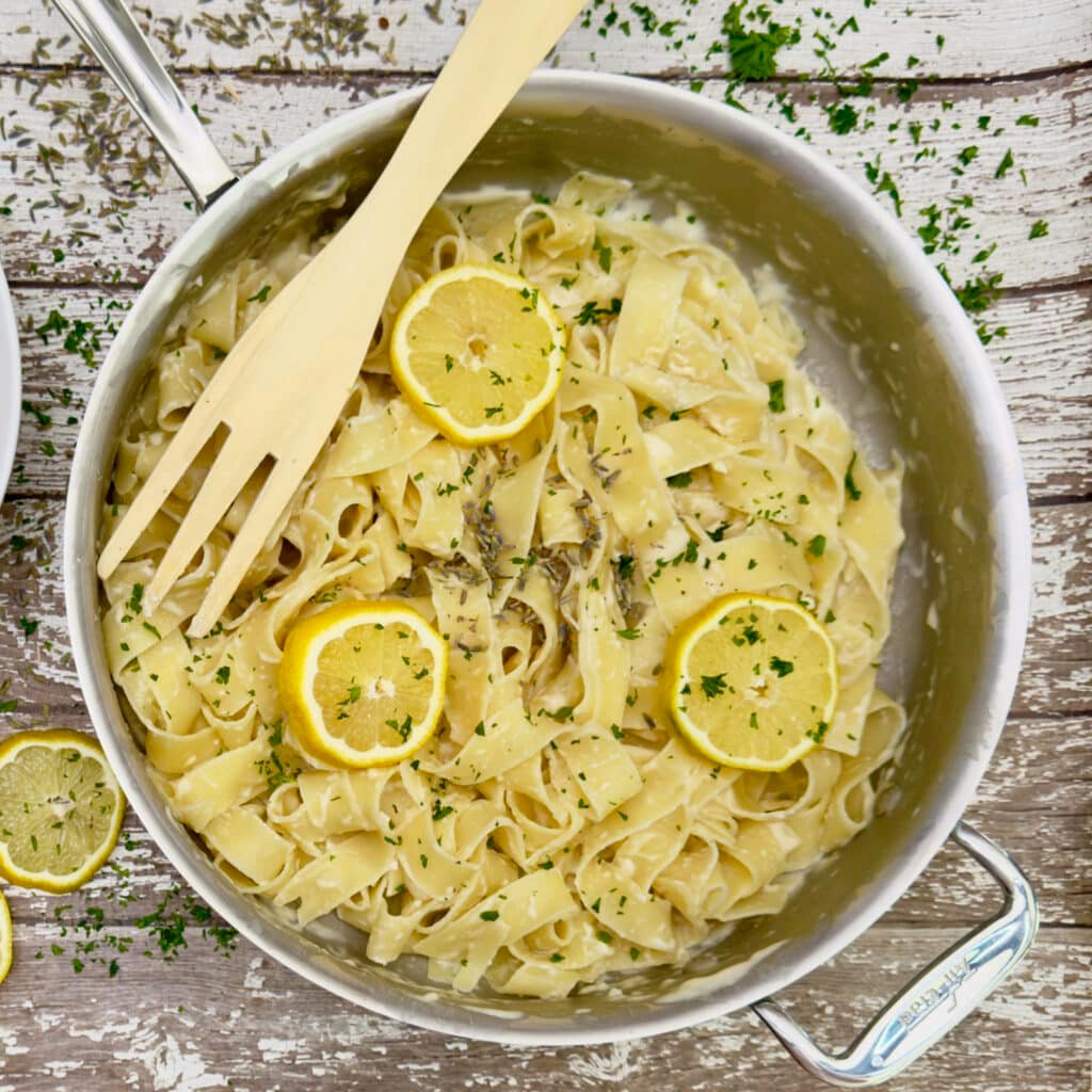 lemon-lavender-creamy-pasta
