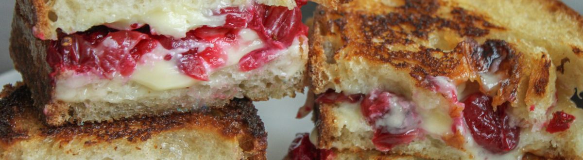 Roasted Cranberry Brie Grilled Cheese 3